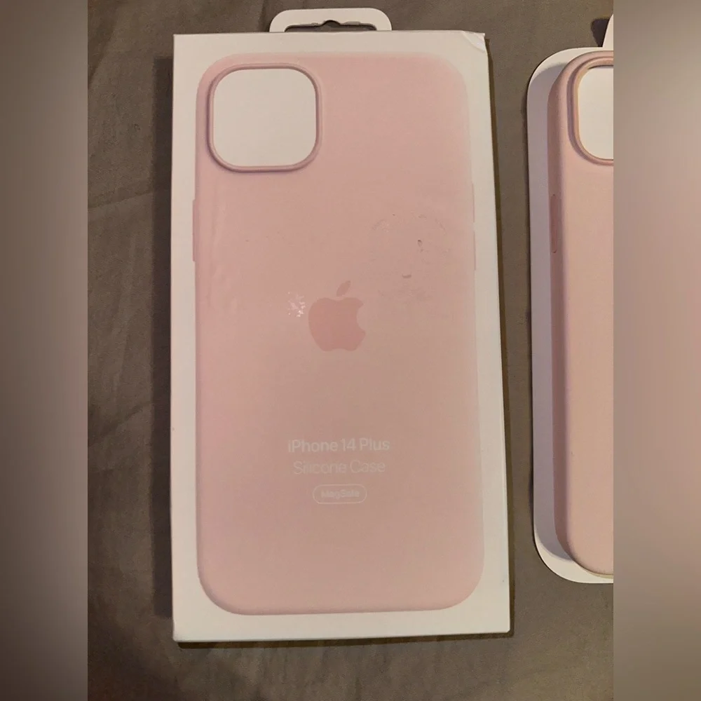 Apple Silicon Chalk Pink Case iPhone 14 Plus